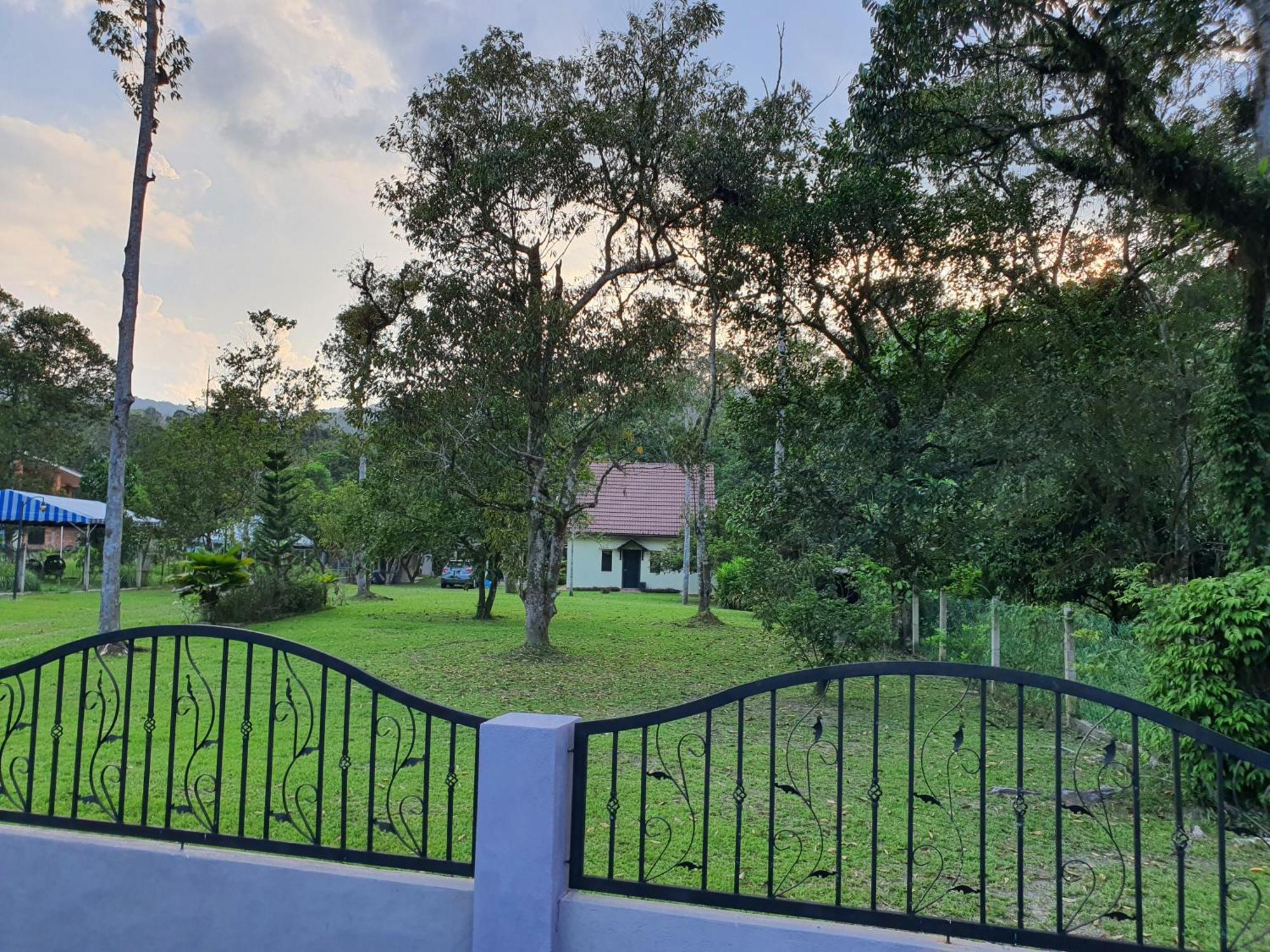 Chalet Teratak D Tuntung